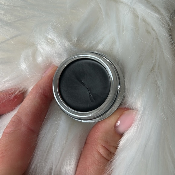 New without box Anastasia of Beverly Hills dipbrow pomade in Granite - Picture 2 of 4